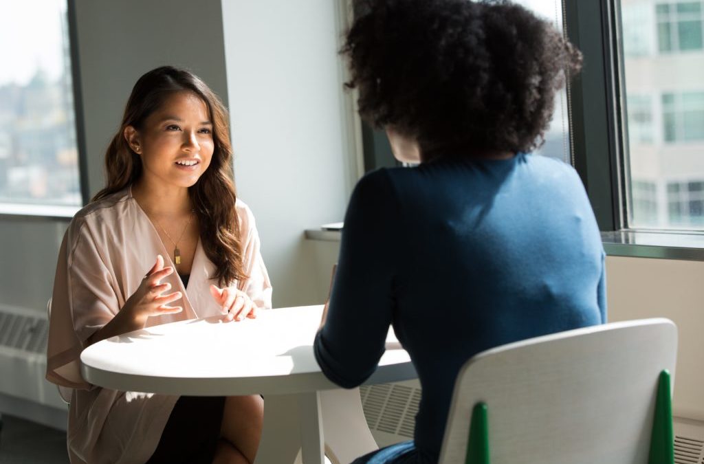 Spinach in Your Teeth? Tips for Creating a Culture of Honest Feedback and Self-Awareness
